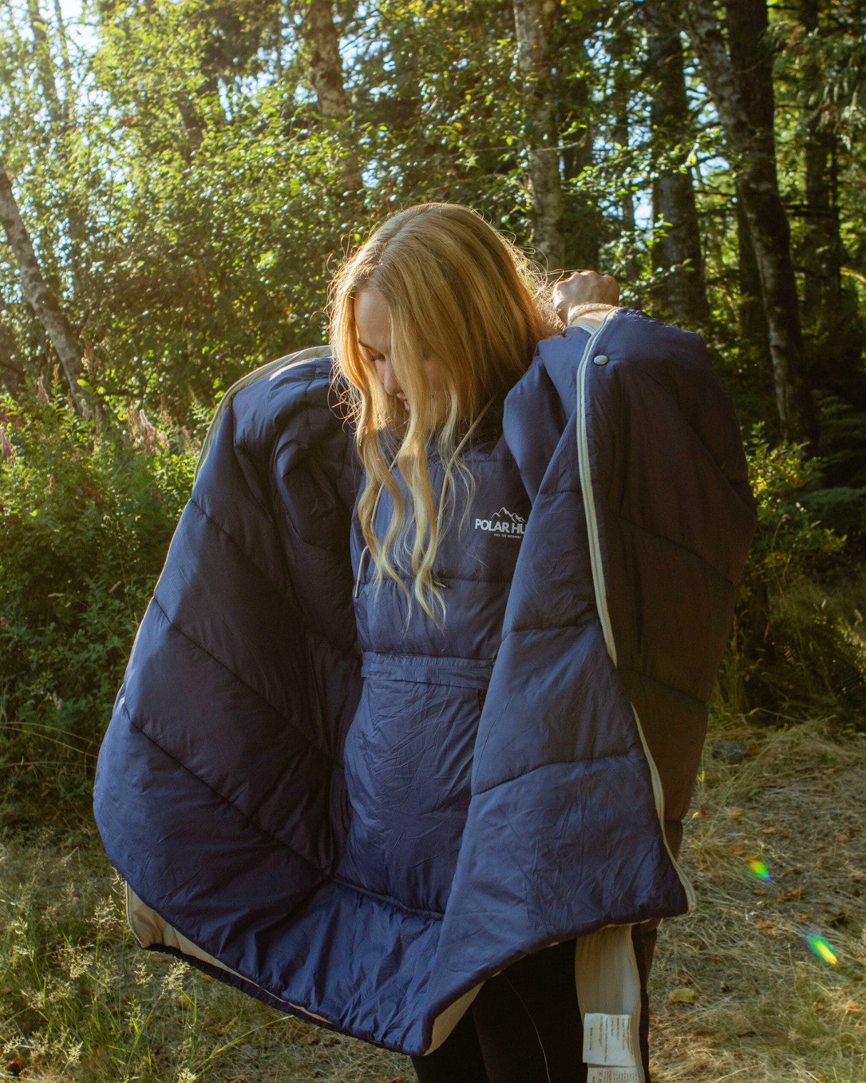 PolarHug™ | 3-i-1 ultimat utendørsponcho / sovepose / teppe